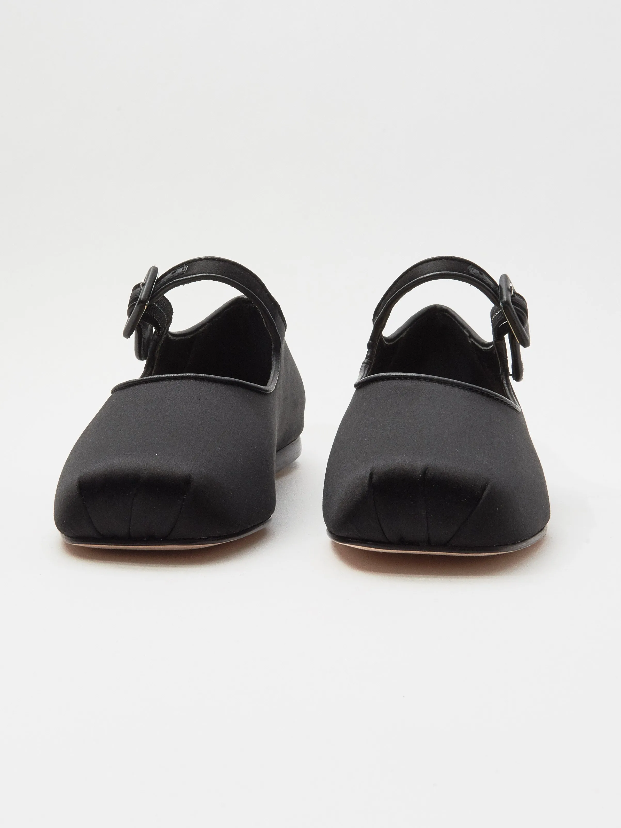 Black Mary Jane Pointe