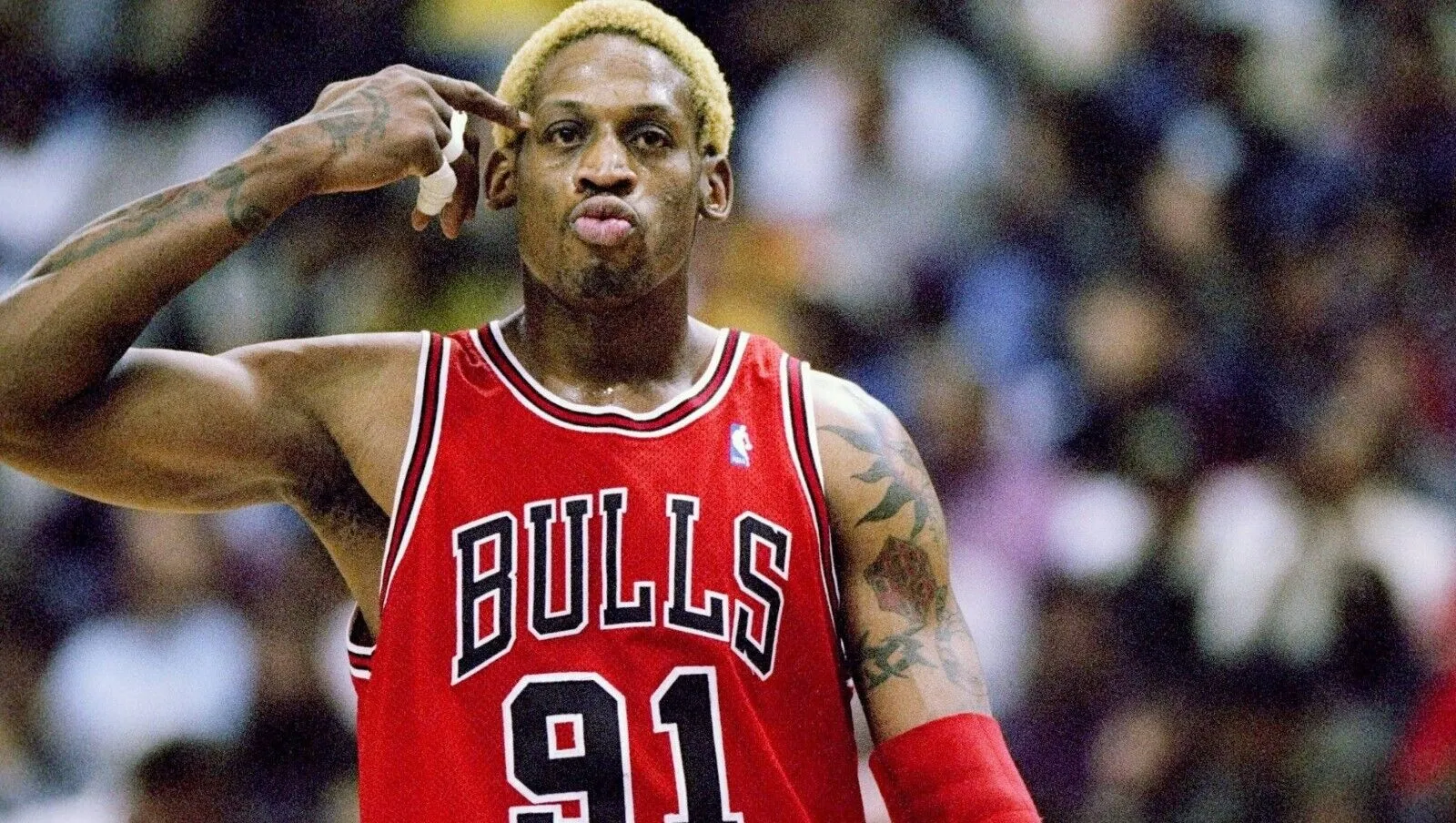 Dennis Rodman Signed NBA Wilson Basketball (Beckett) Pistons, Spurs, Bulls, Mavs