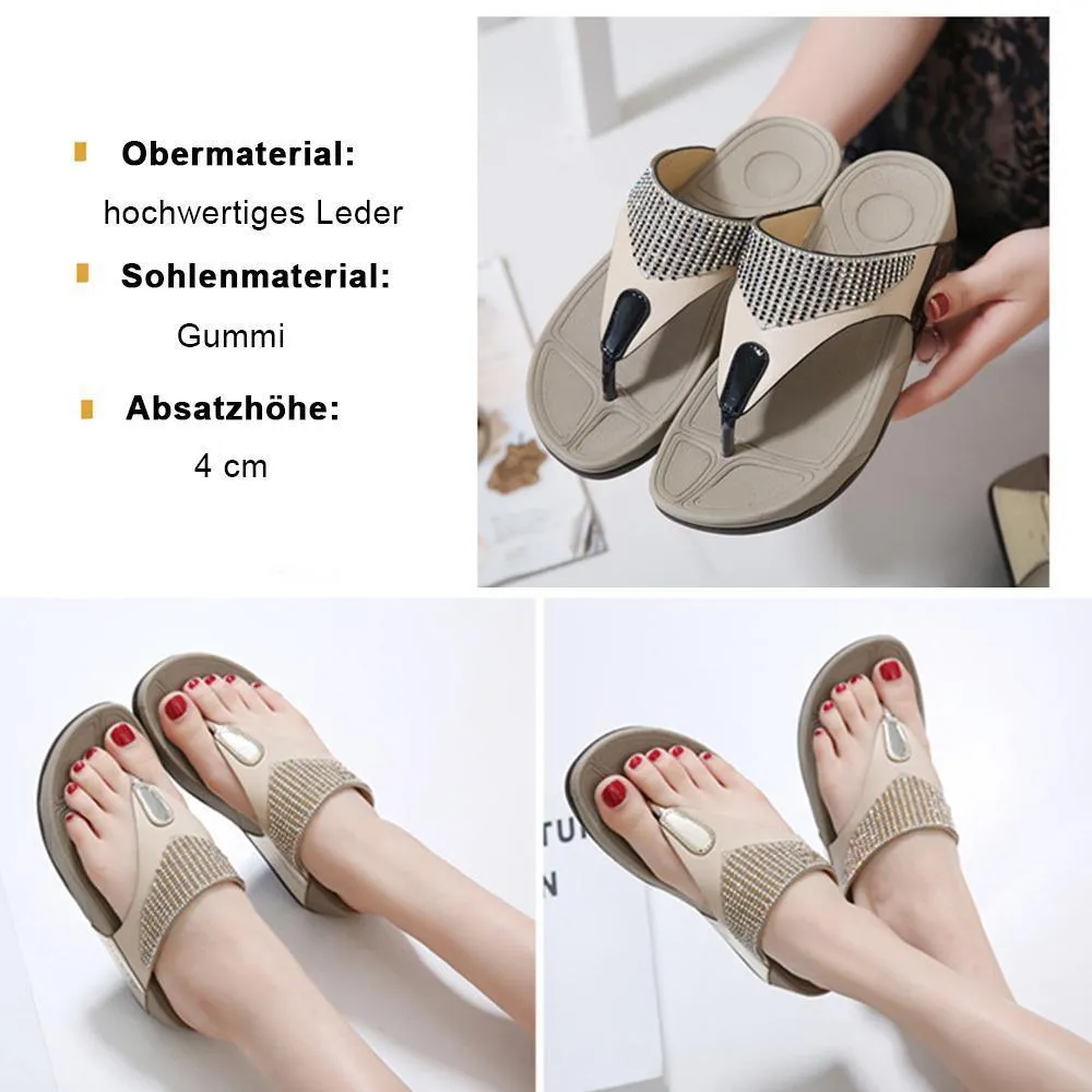 Diamantbesetzte Flip-Flops mit mittelhohem Absatz