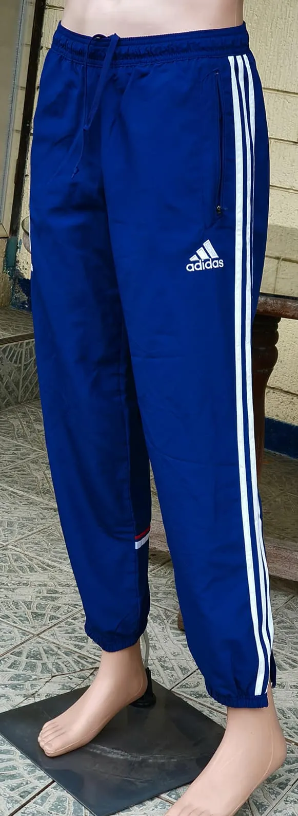 ENGLISH PREMIER CHELSEA 2014-2015 PREMIER & LEAGUE CUP CHAMPION PRESENTATION & TRAINING AUTHENTIC ADIDAS JOGGING PANTS MEDIUM UK SIZE 32"  MODEL G89710