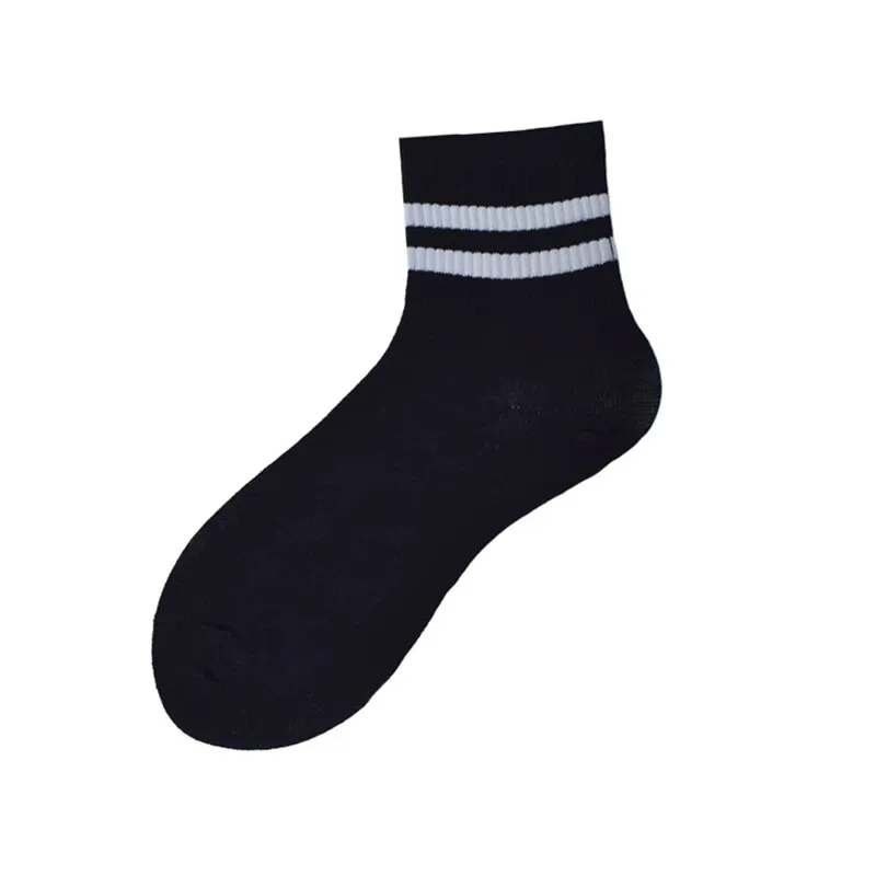 Fashion skate cotton crew socks of Virgin Mary gesture pattern for men women tide brand hip hop funny novelty  white black Funky