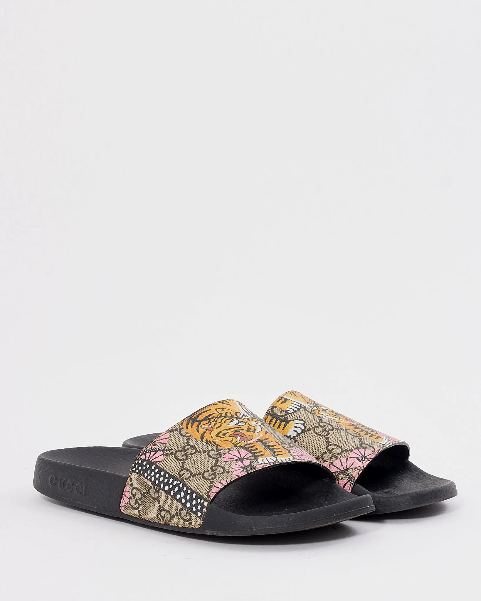 Gucci GG Tiger Print Canvas Pool Slides - 39