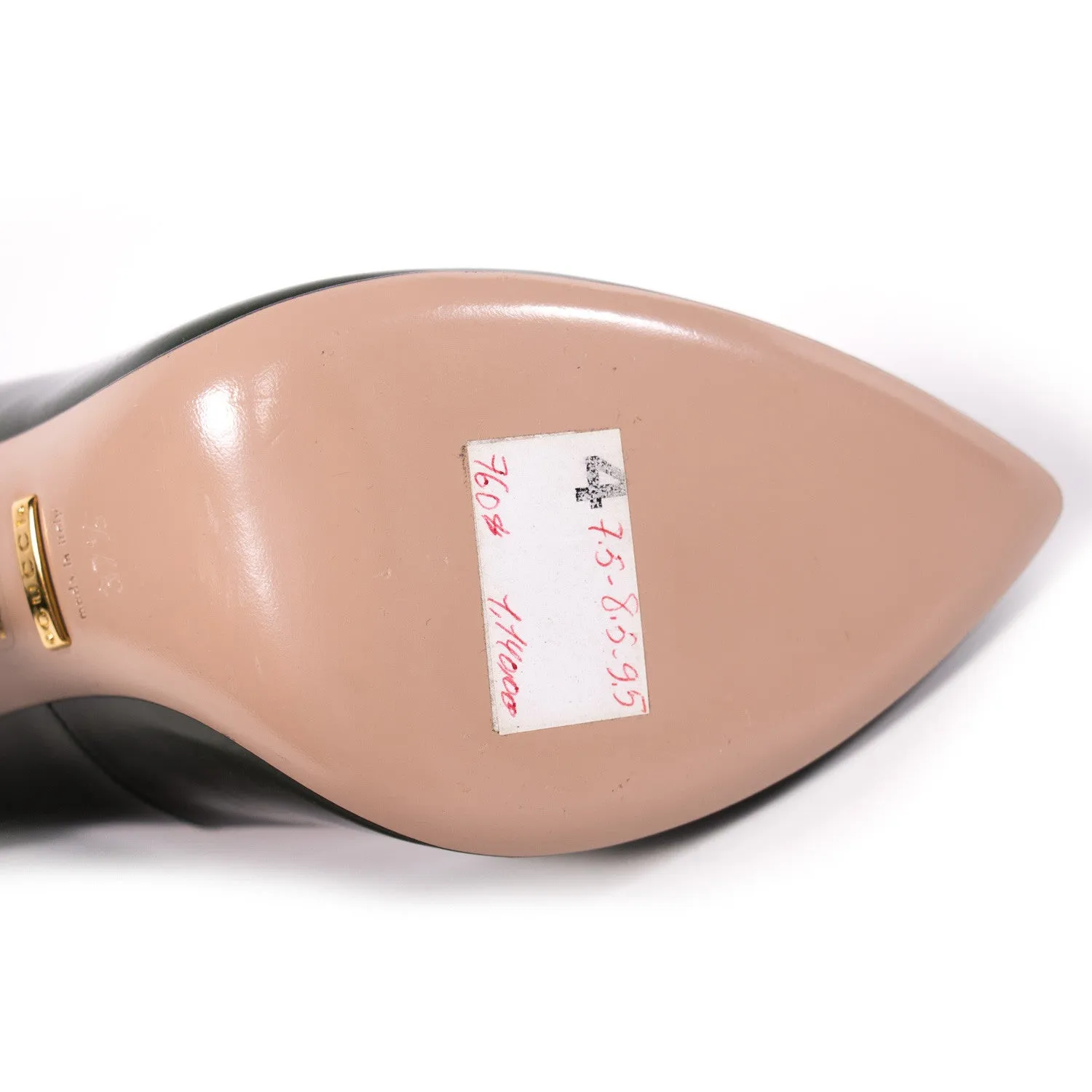 Gucci Pointed Toe Leather Pumps