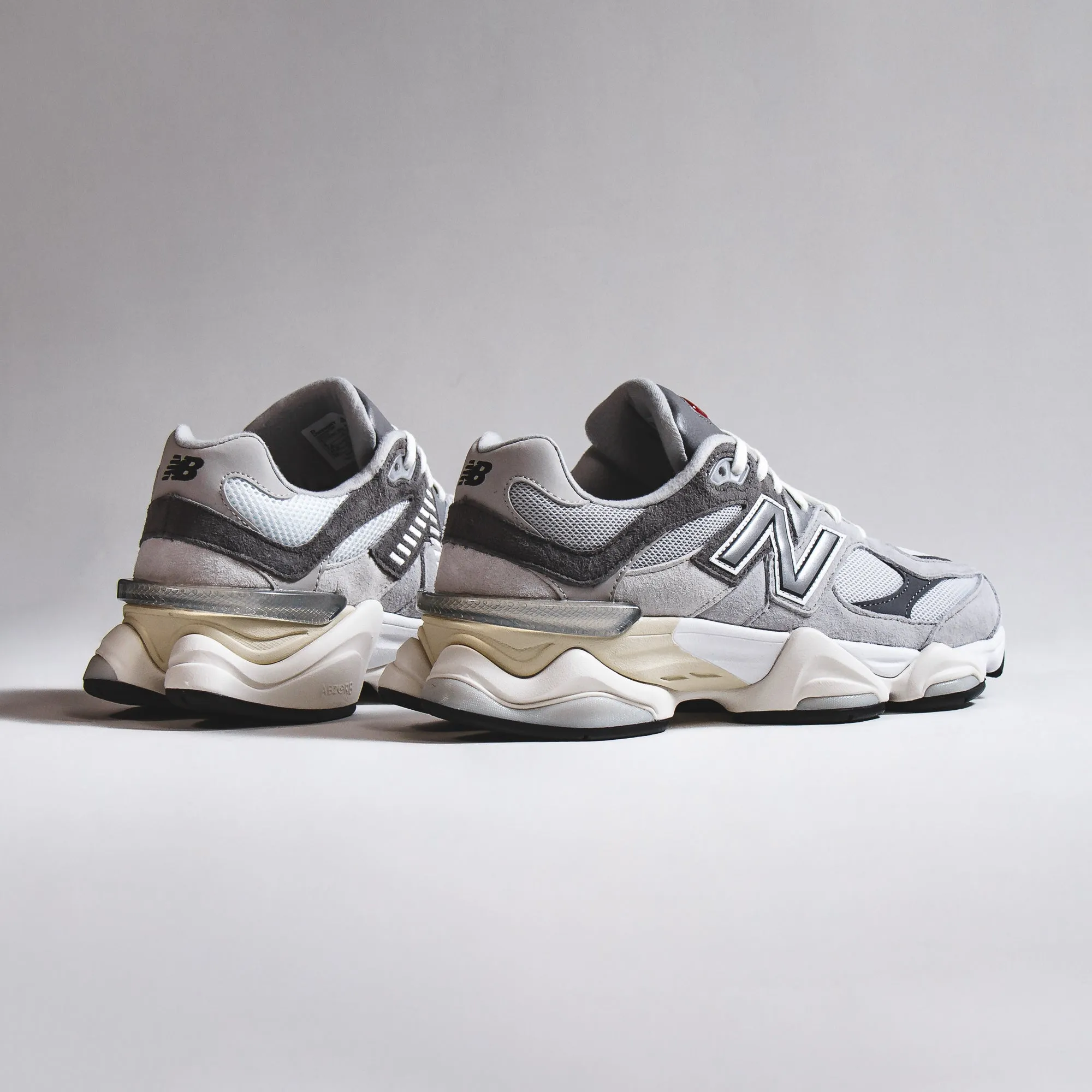 New Balance Men 9060 Core Rain Cloud U9060GRY