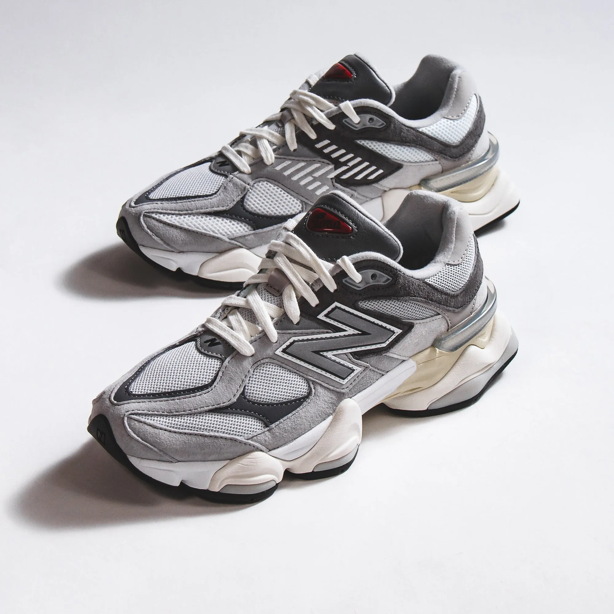 New Balance Men 9060 Core Rain Cloud U9060GRY