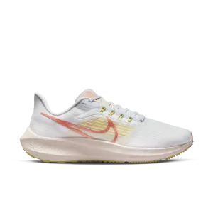 Nike Womens Air Zoom Pegasus 39 Running
