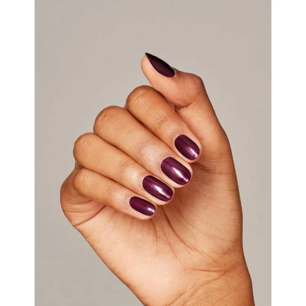 OPI Gel Color - Dressed To The Wines GC M04