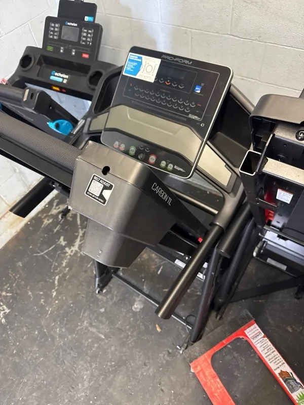 ProForm Carbon TL Treadmill - Black - new