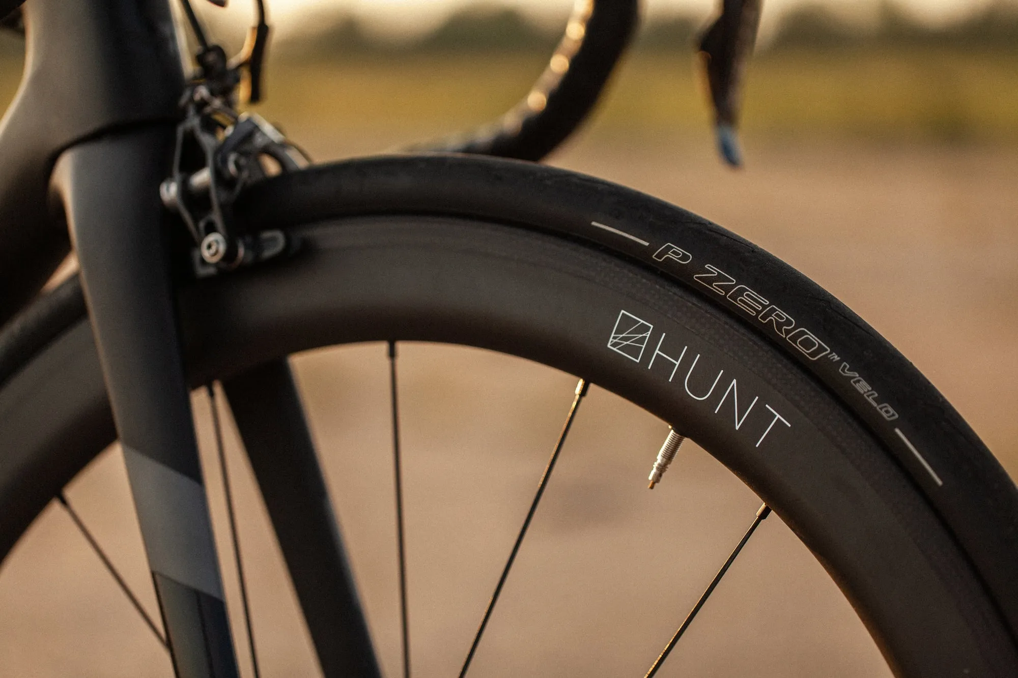 RE:NEW HUNT 50 Carbon Wide Aero Wheelset