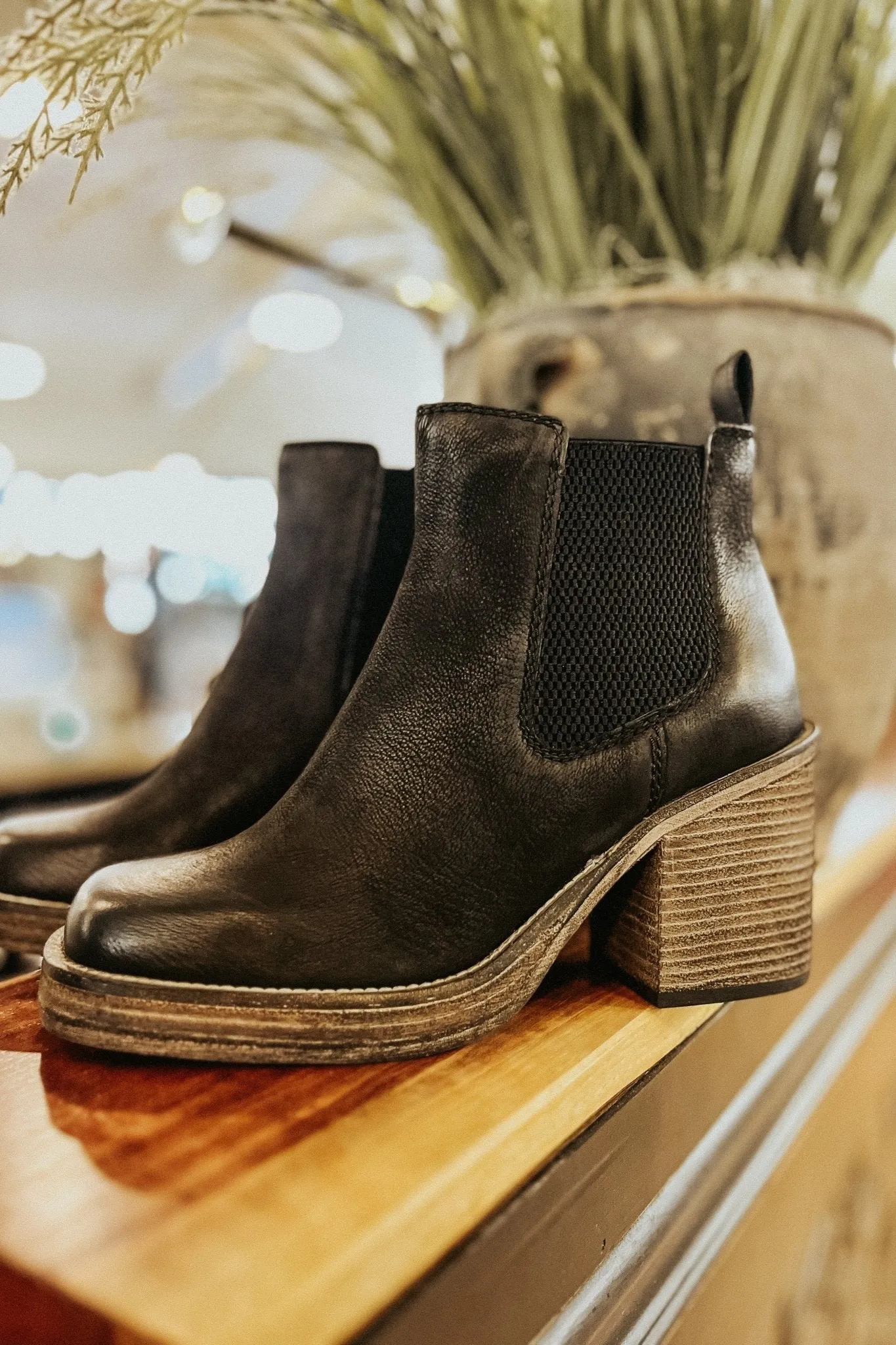 Ser Eeta Boot