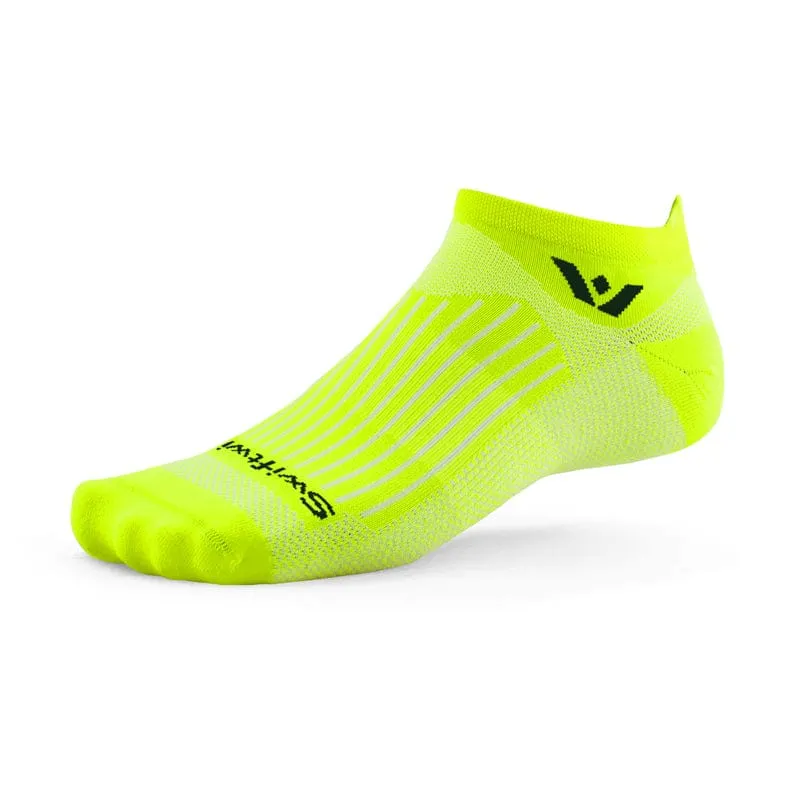 Swiftwick Aspire Zero No Show Socks