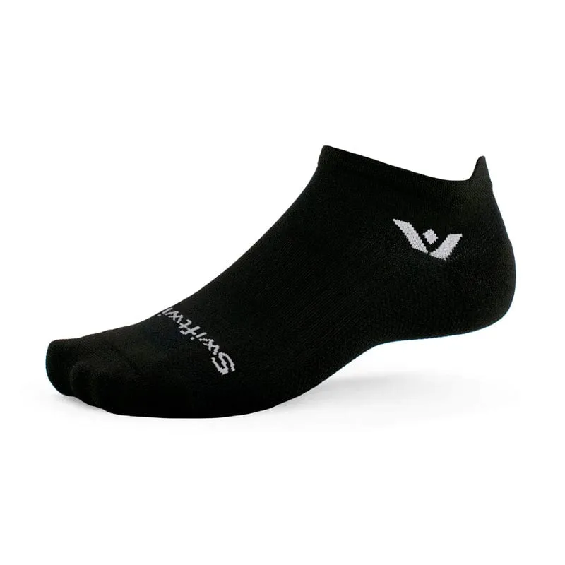 Swiftwick Aspire Zero No Show Socks