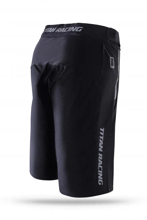 TITAN SHREDDER SHORTS BLACK