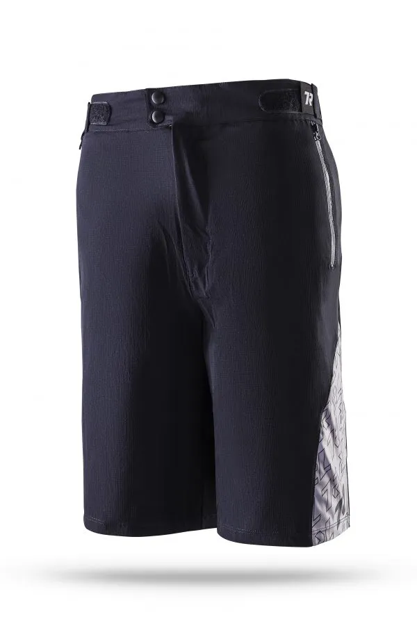TITAN SHREDDER SHORTS BLACK