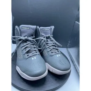 Under Armour Men's Clutchfit Drive 2 Basketball Shoe Size 8 Gray