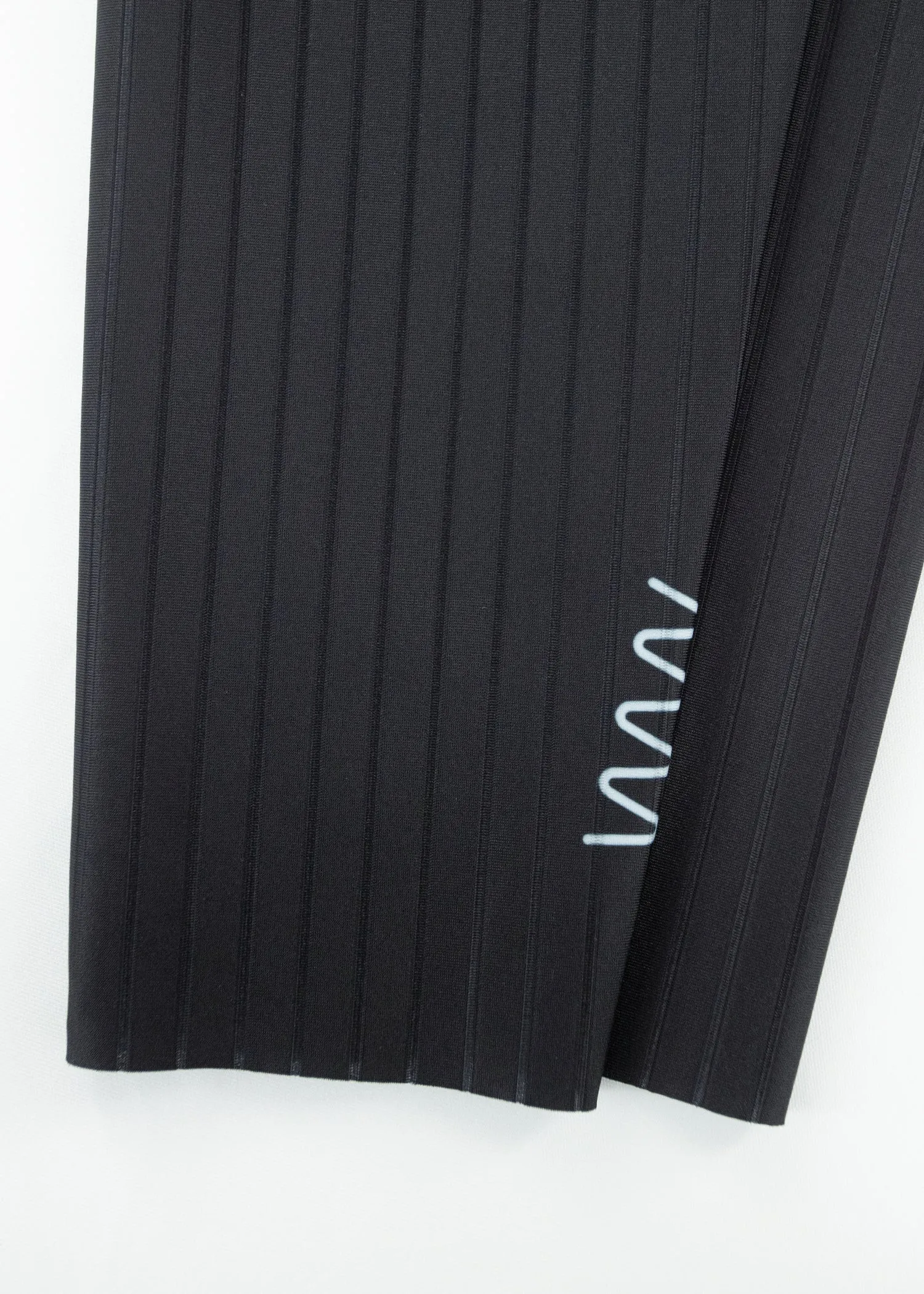 Unisex Aero Calf Sleeves - Black
